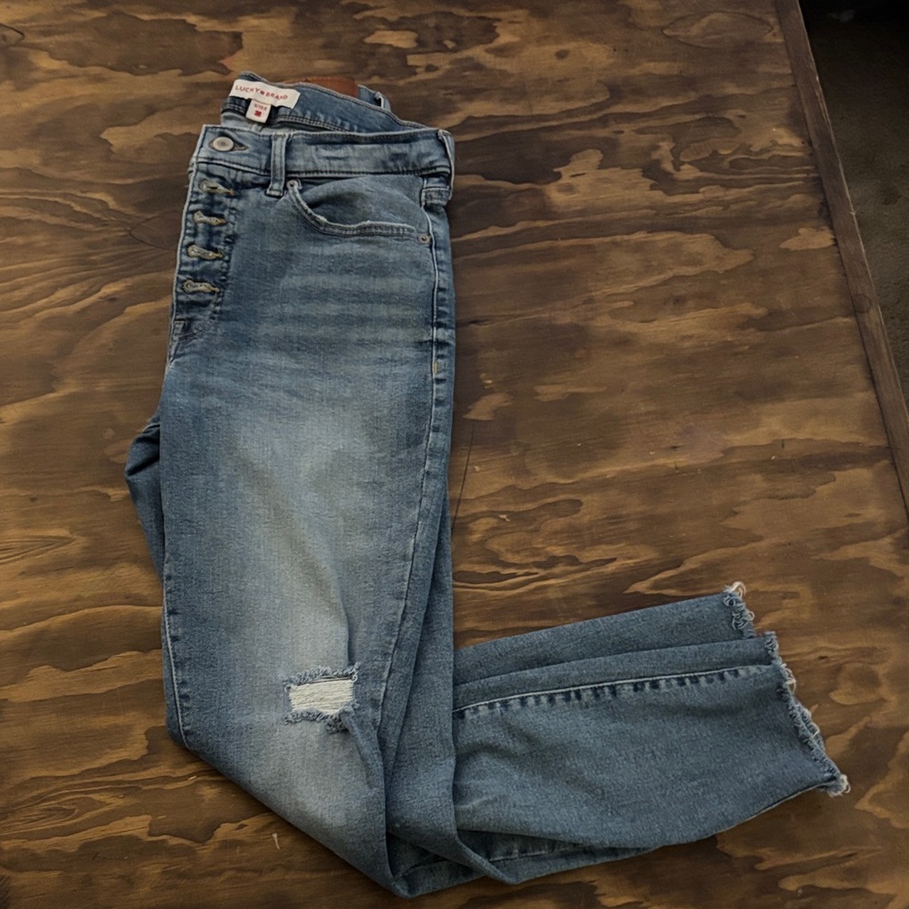 Lucky Brand Distressed Light Blue Cropped Jeans